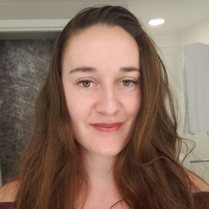 Meet your Posher, Ashley n